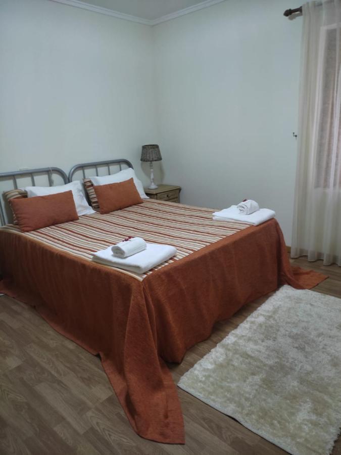 Guesthouse Casa Das Abegoarias Селорику-ди-Башту Экстерьер фото