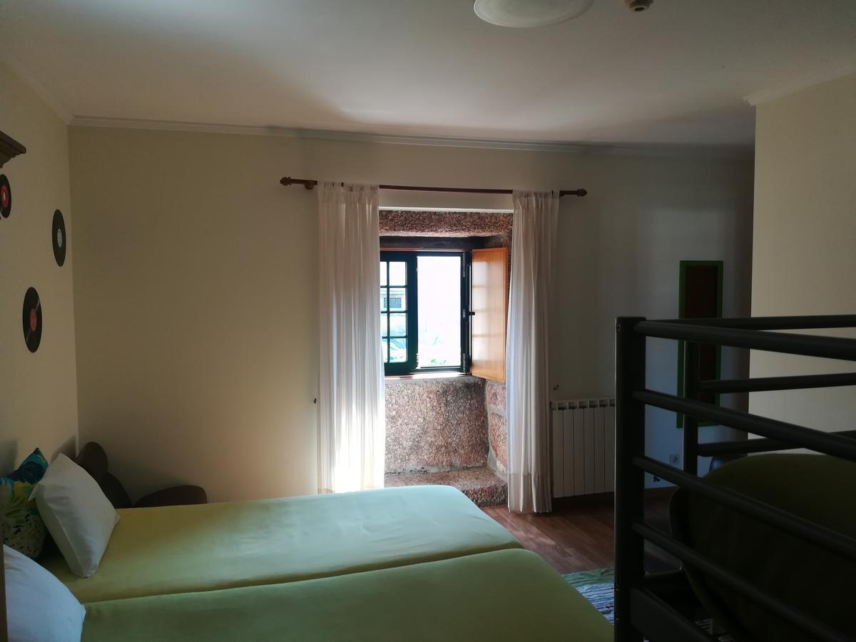 Guesthouse Casa Das Abegoarias Селорику-ди-Башту Экстерьер фото